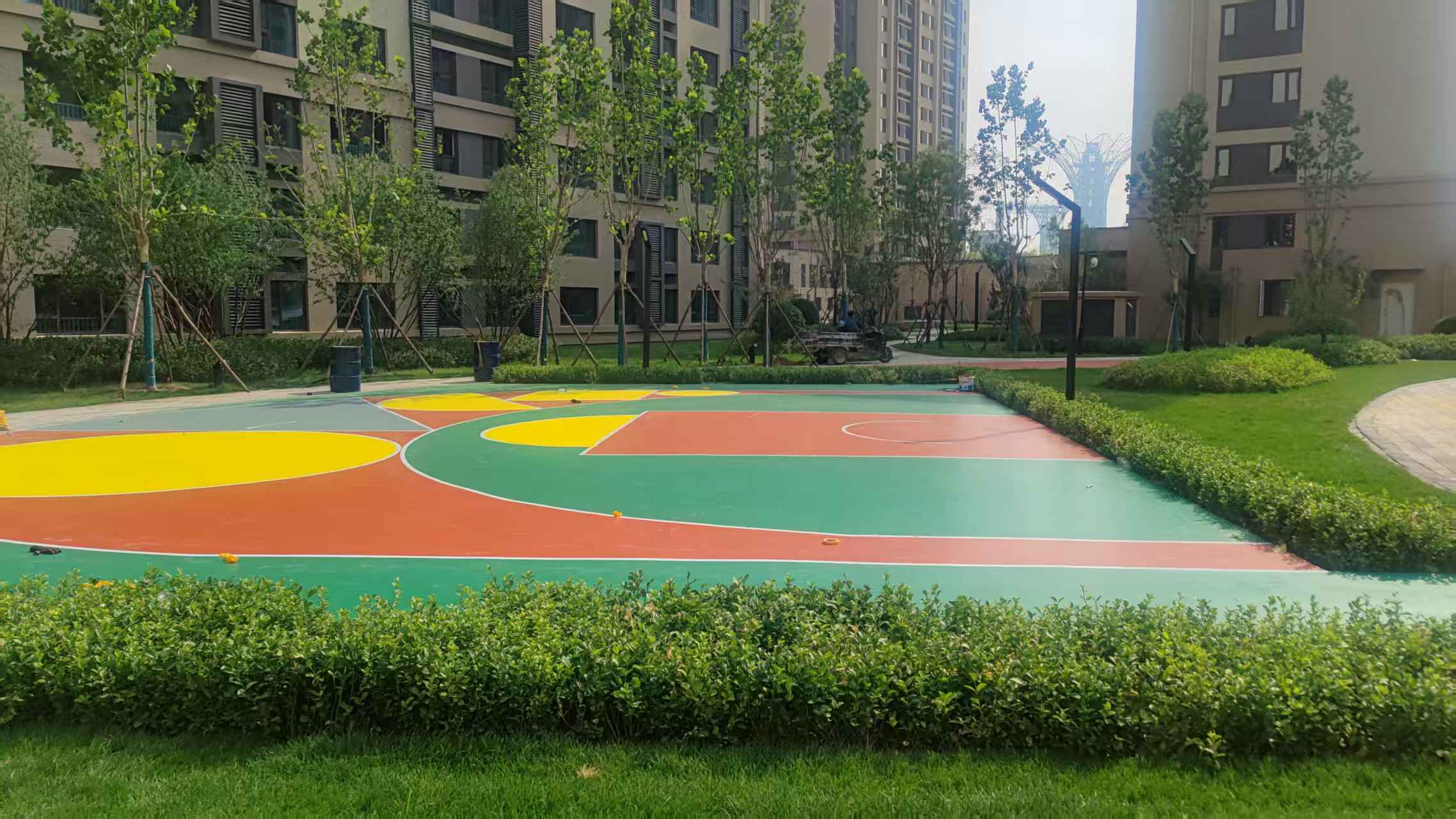 通化市硅PU球场塑胶地面 - 一站式服务